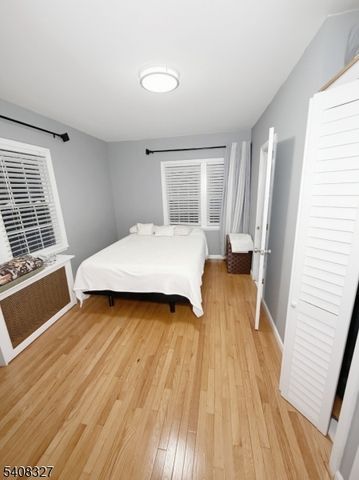 40 Stuyvesant Rd, Teaneck Twp., NJ 07666