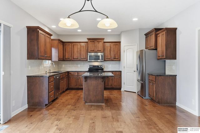 19902 Ash Street, Gretna, NE 68028