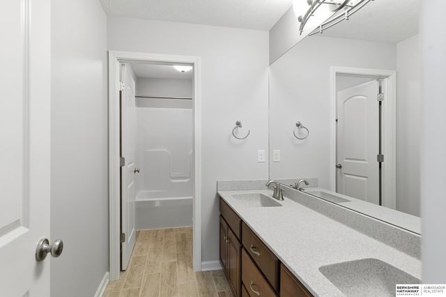 19902 Ash Street, Gretna, NE 68028