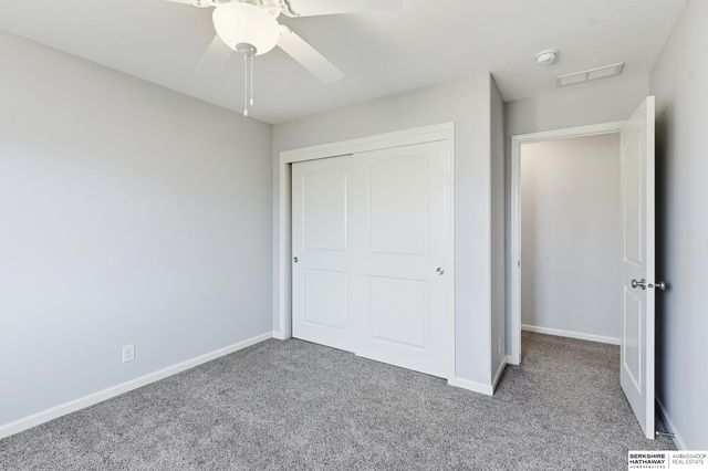 19902 Ash Street, Gretna, NE 68028