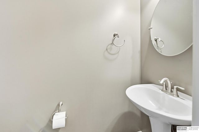 19902 Ash Street, Gretna, NE 68028