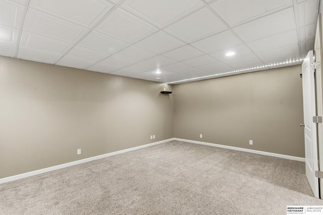 19902 Ash Street, Gretna, NE 68028