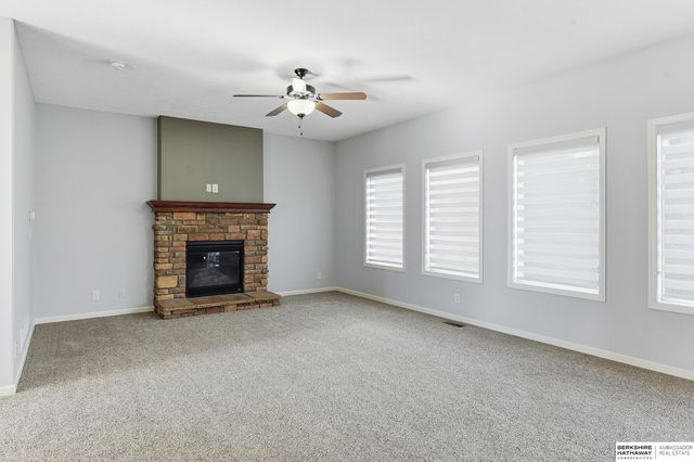 19902 Ash Street, Gretna, NE 68028