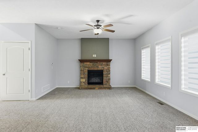 19902 Ash Street, Gretna, NE 68028