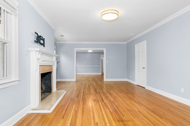 1215 Trotwood Ave, Columbia, TN 38401