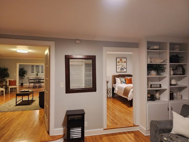 1215 Trotwood Ave, Columbia, TN 38401