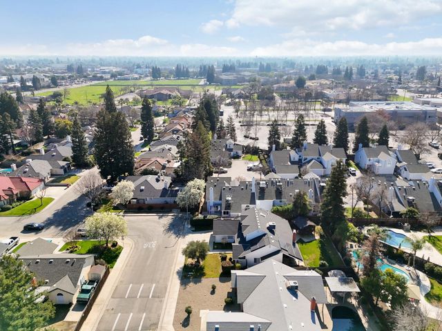 7572 N Millbrook Avenue, Fresno, CA 93720