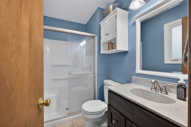 305 S 8th Street, Eldridge, IA 52748
