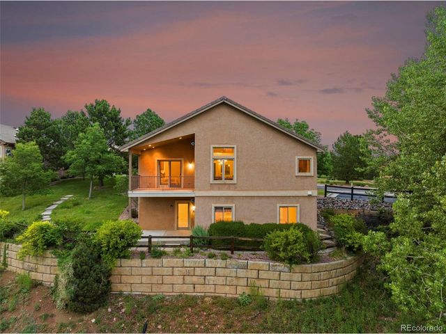 2425 Mesa Crest Grv, Colorado Springs, CO 80904