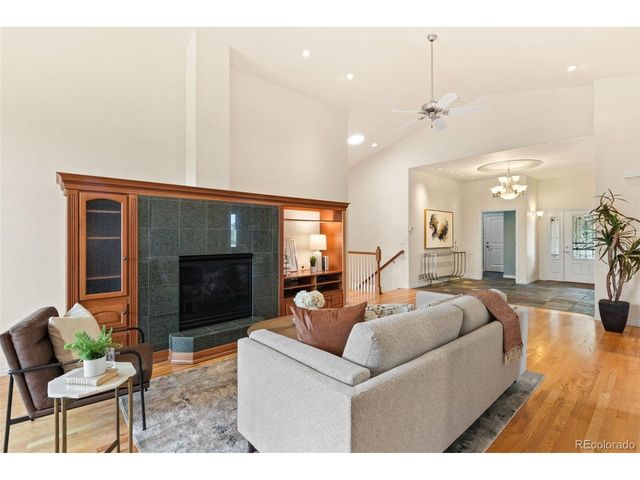 2425 Mesa Crest Grv, Colorado Springs, CO 80904