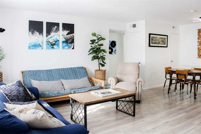 6030 NW Expressway Street D, Oklahoma City, OK 73132