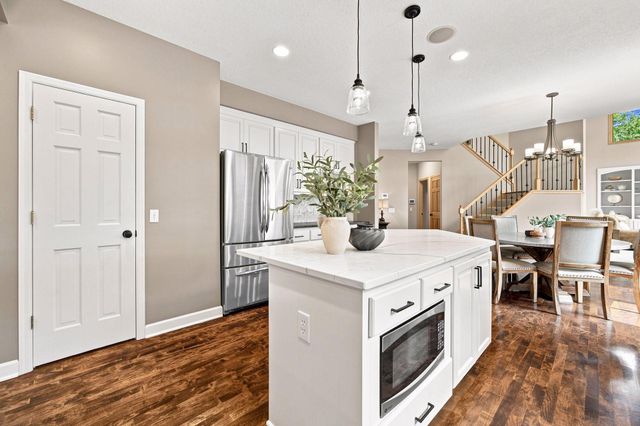 1015 Settlers Road, Medina, MN 55340