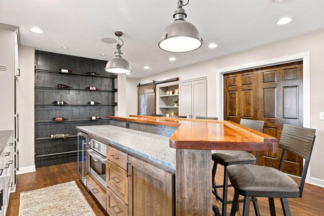 1015 Settlers Road, Medina, MN 55340