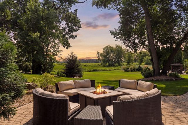 1015 Settlers Road, Medina, MN 55340