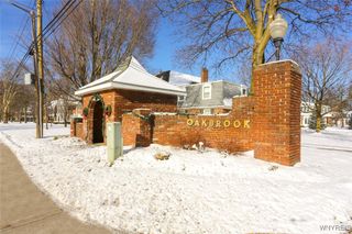 1380 Maple Road 8, Amherst, NY 14221