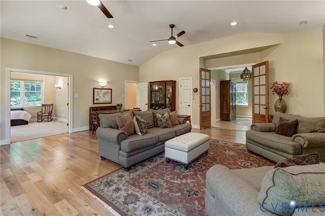507 Honaker Ave, Richmond, VA 23226