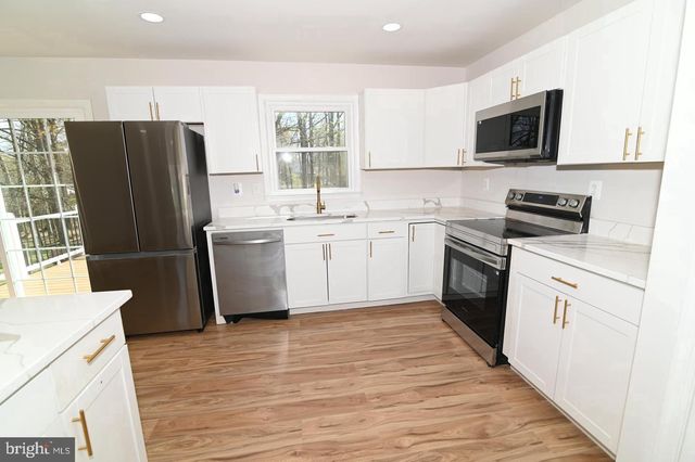 2124 BELL TREE LN, Waldorf, MD 20601