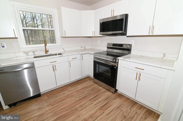 2124 BELL TREE LN, Waldorf, MD 20601