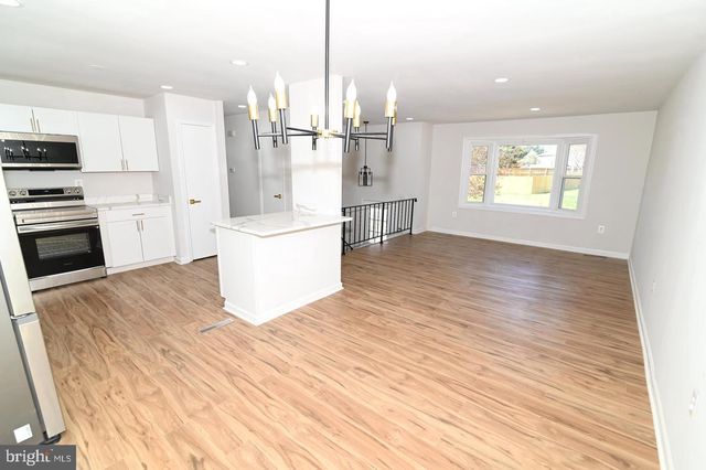 2124 BELL TREE LN, Waldorf, MD 20601