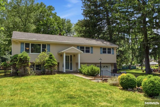 741 Westwood Avenue, River Vale, NJ 07675