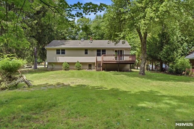 741 Westwood Avenue, River Vale, NJ 07675