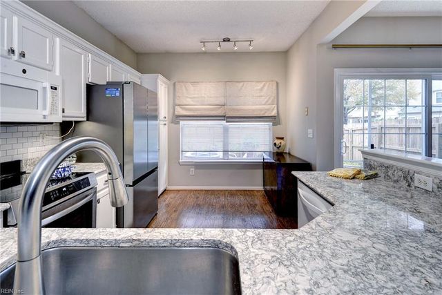 3912 Cromwell LN, Williamsburg, VA 23188