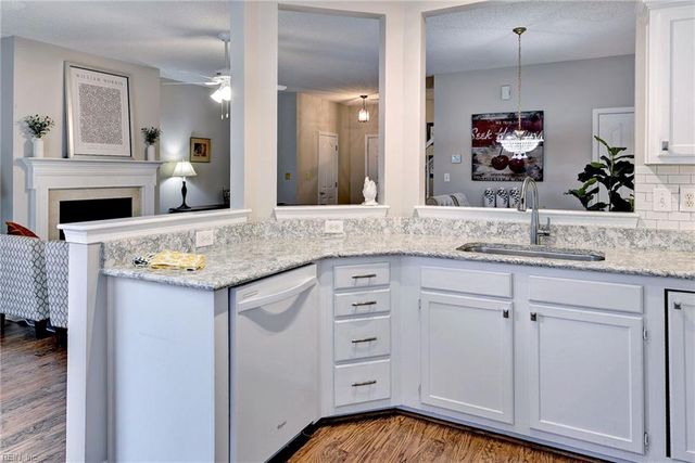 3912 Cromwell LN, Williamsburg, VA 23188