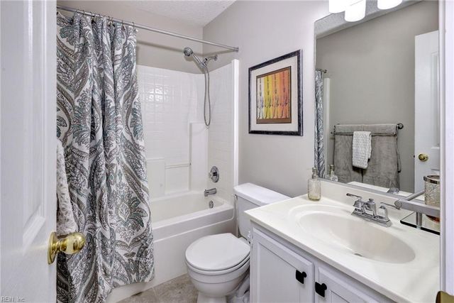 3912 Cromwell LN, Williamsburg, VA 23188