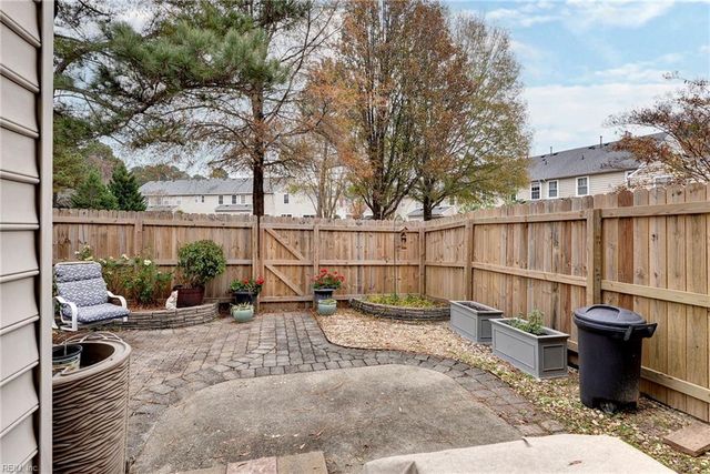 3912 Cromwell LN, Williamsburg, VA 23188