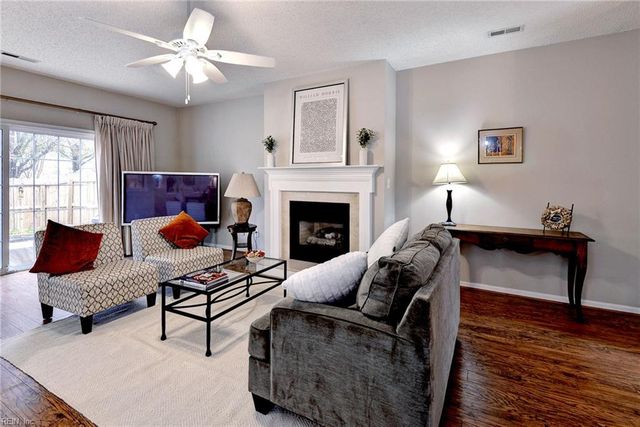 3912 Cromwell LN, Williamsburg, VA 23188