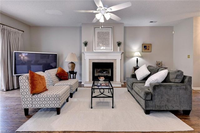 3912 Cromwell LN, Williamsburg, VA 23188