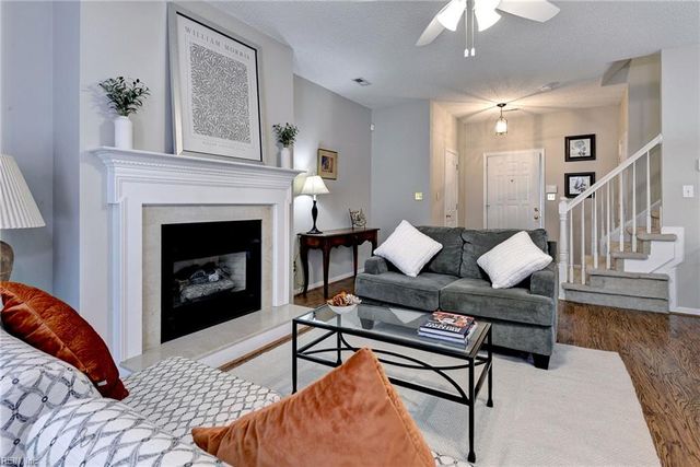 3912 Cromwell LN, Williamsburg, VA 23188