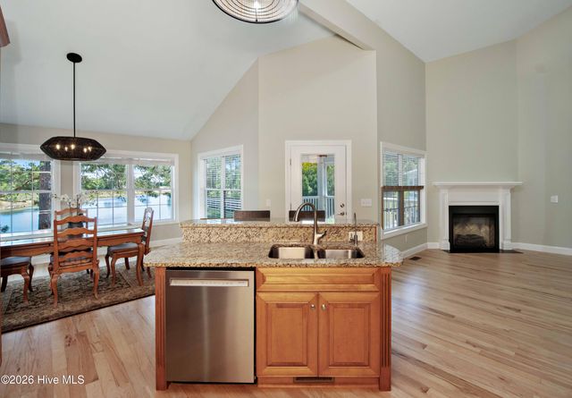 3125 Lakeside Commons Drive SE 37, Southport, NC 28461