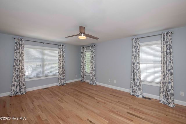 3125 Lakeside Commons Drive SE 37, Southport, NC 28461