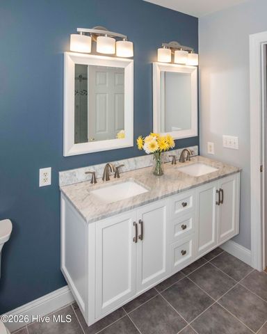 3125 Lakeside Commons Drive SE 37, Southport, NC 28461