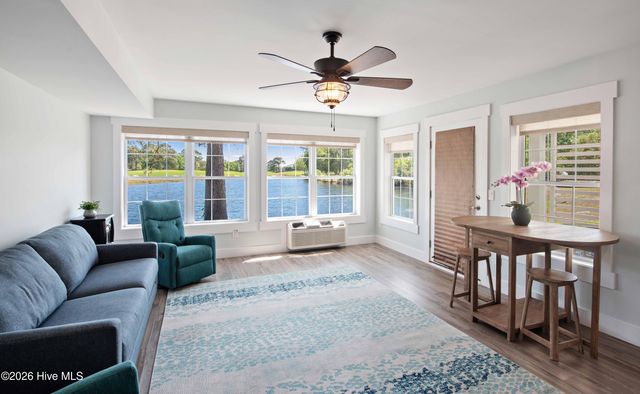 3125 Lakeside Commons Drive SE 37, Southport, NC 28461
