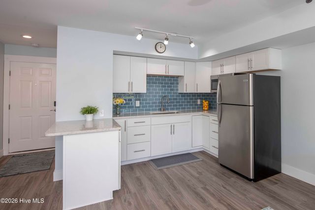 3125 Lakeside Commons Drive SE 37, Southport, NC 28461
