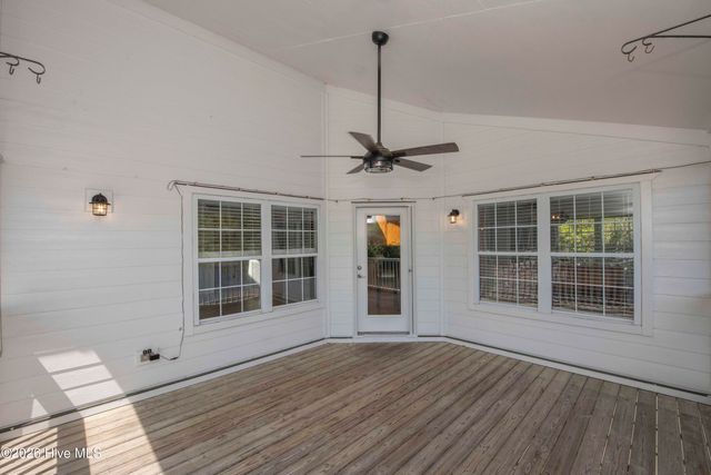 3125 Lakeside Commons Drive SE 37, Southport, NC 28461