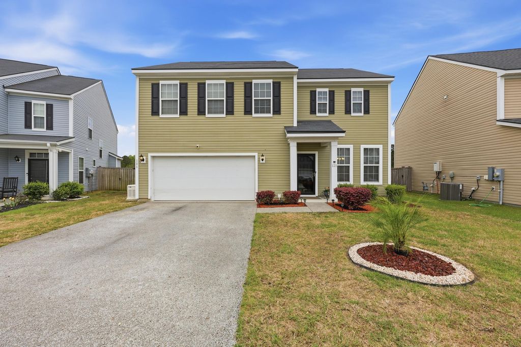 121 Sugeree Drive, Moncks Corner, SC 29461