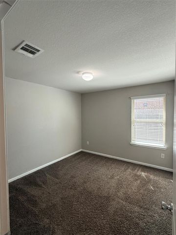 3042 Specklebelly Drive, Baytown, TX 77521
