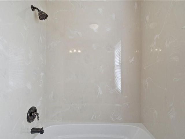 1102 Mabry Mill Road, Houston, TX 77062