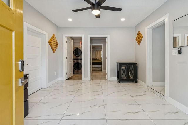 1102 E RIVER COVE STREET, Tampa, FL 33604