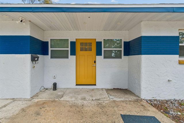 1102 E RIVER COVE STREET, Tampa, FL 33604