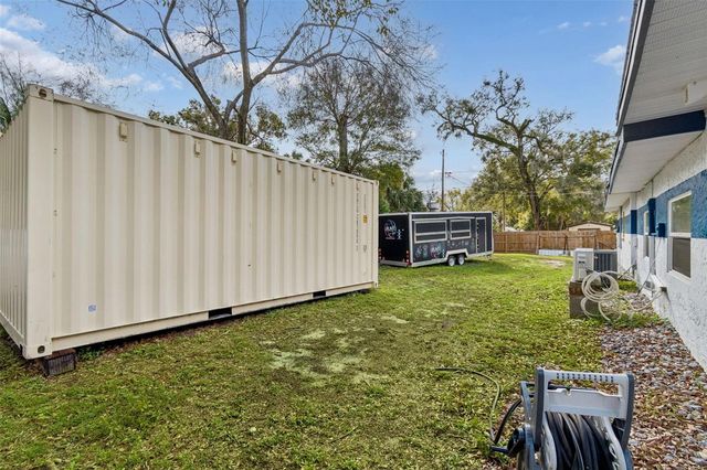 1102 E RIVER COVE STREET, Tampa, FL 33604