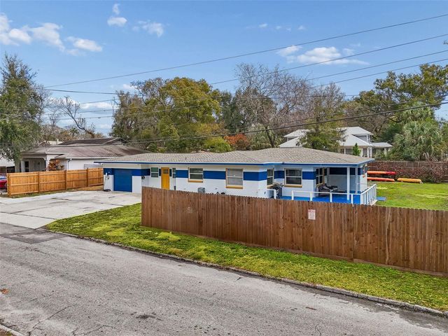 1102 E RIVER COVE STREET, Tampa, FL 33604