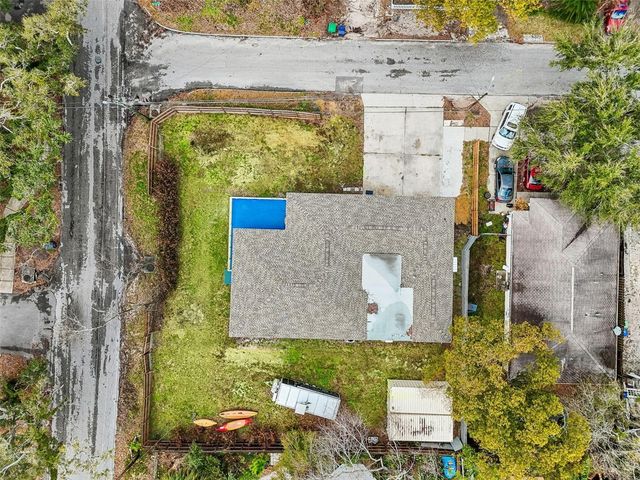 1102 E RIVER COVE STREET, Tampa, FL 33604