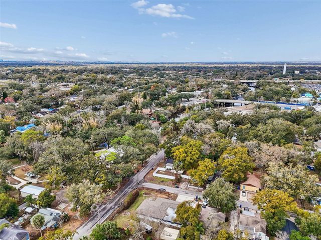 1102 E RIVER COVE STREET, Tampa, FL 33604