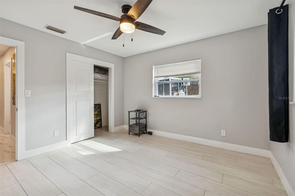 Image 5 of property listing at 1102 E RIVER COVE STREET, Tampa, FL 33604