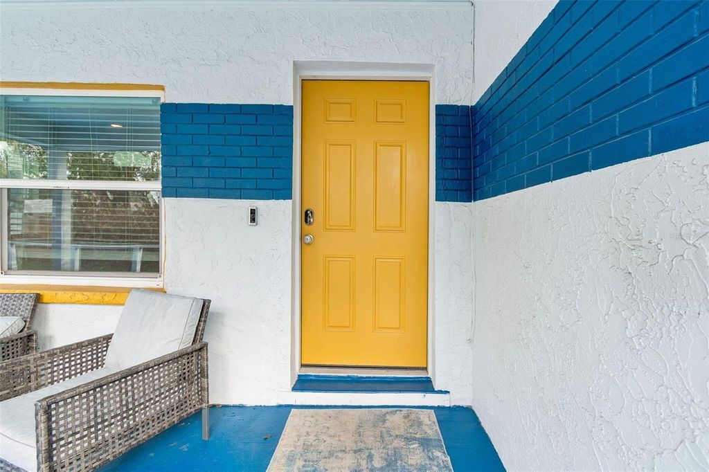 Image 54 of property listing at 1102 E RIVER COVE STREET, Tampa, FL 33604