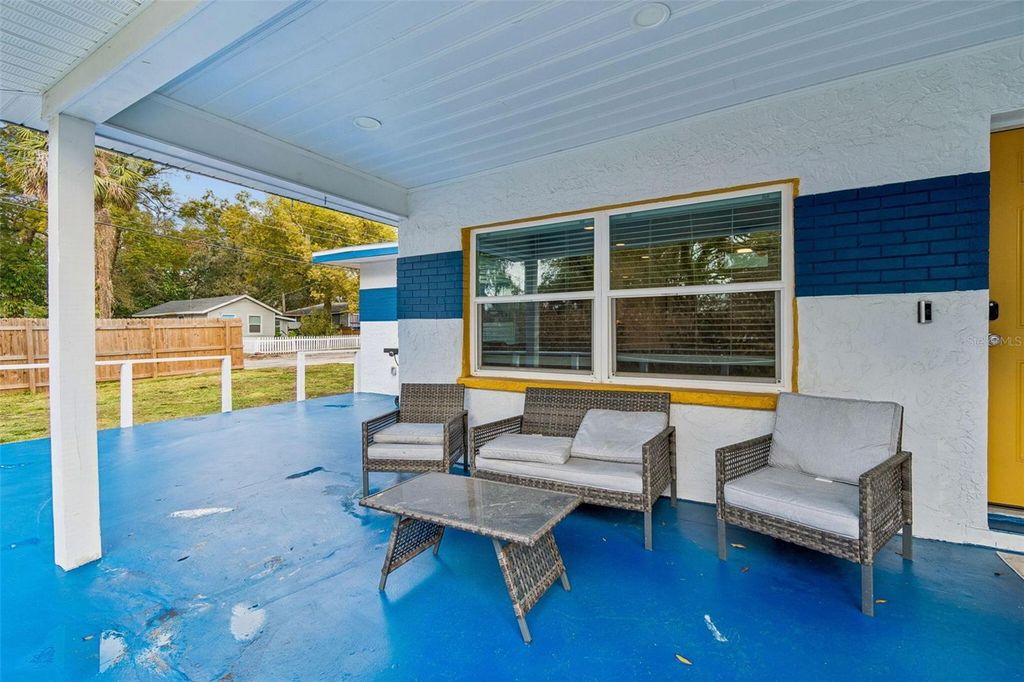 Image 62 of property listing at 1102 E RIVER COVE STREET, Tampa, FL 33604